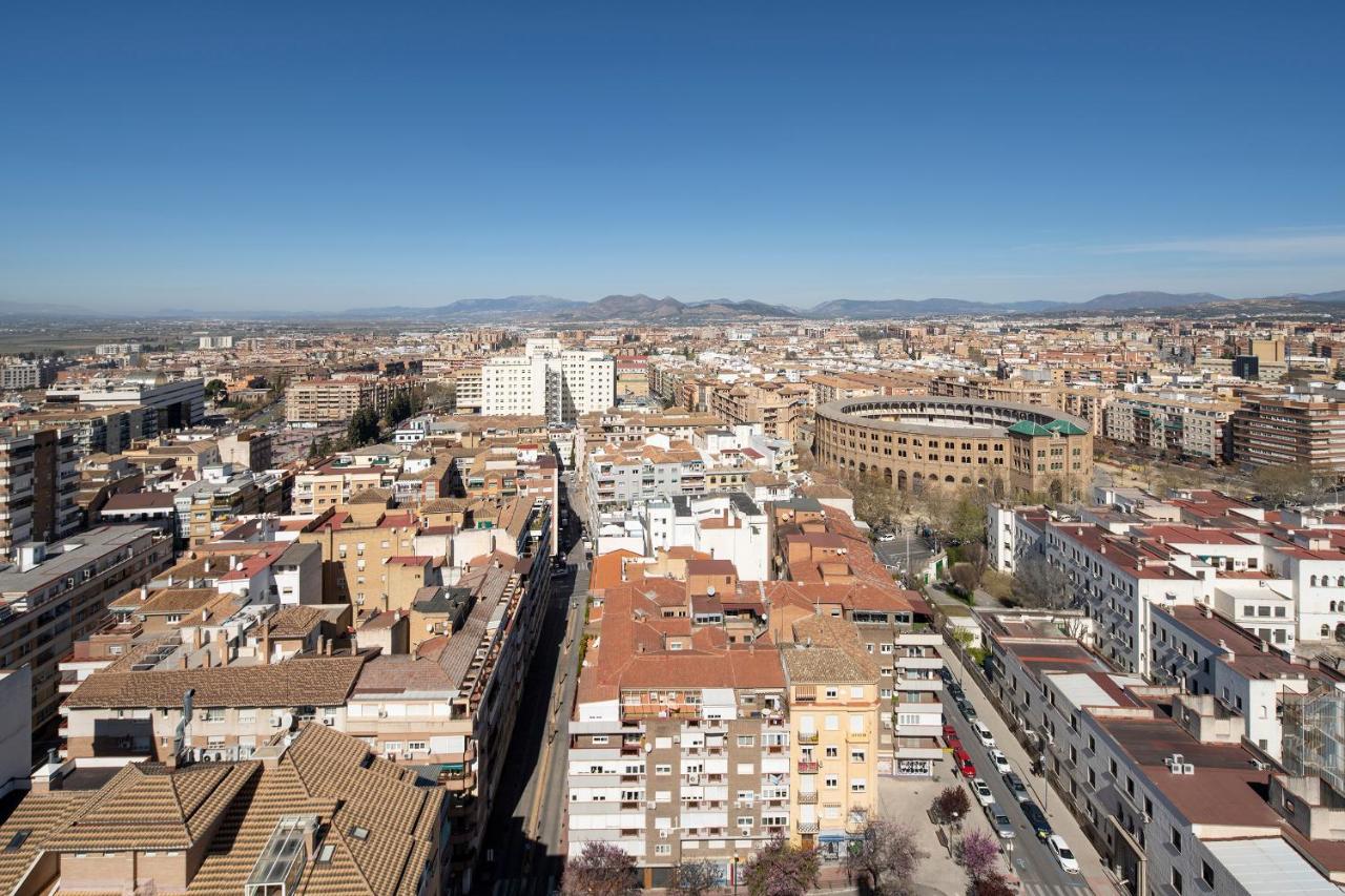 Appartement Atico Granada, Penthouse, 18-19th Floor, Centre, Views, Terrace, Free Parking *