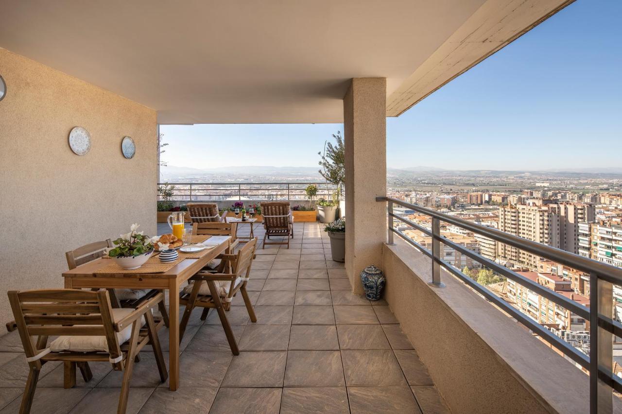 Appartement Atico Granada, Penthouse, 18-19th Floor, Centre, Views, Terrace, Free Parking Grenade