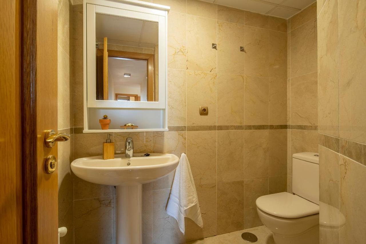 Atico Granada, Penthouse, 18-19th Floor, Centre, Views, Terrace, Free Parking * Grenade