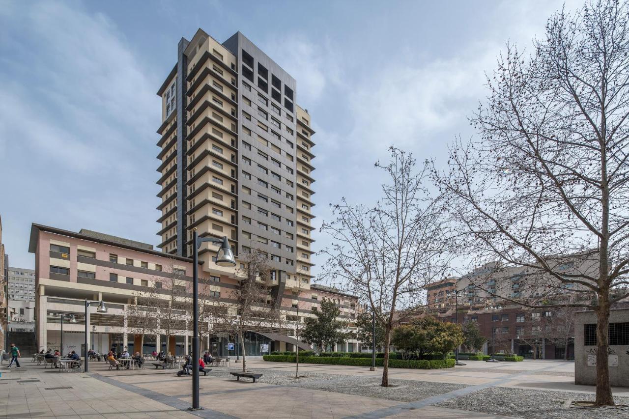 Atico Granada, Penthouse, 18-19th Floor, Centre, Views, Terrace, Free Parking * Grenade